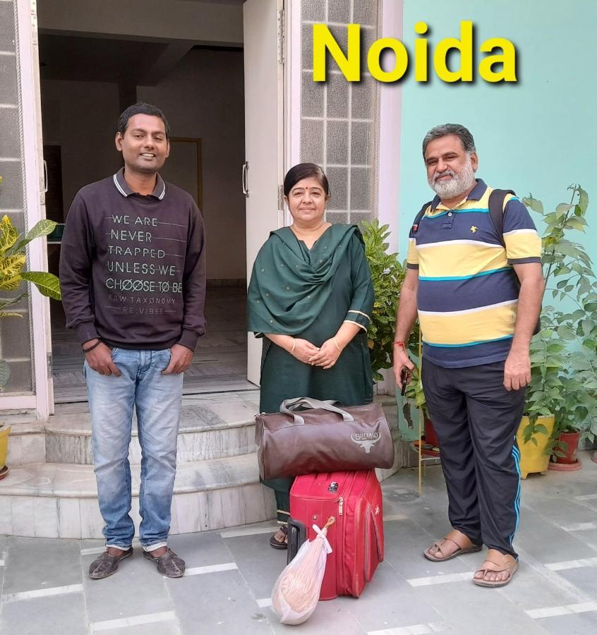 Kanak Home Stay Varanasi Esterno foto